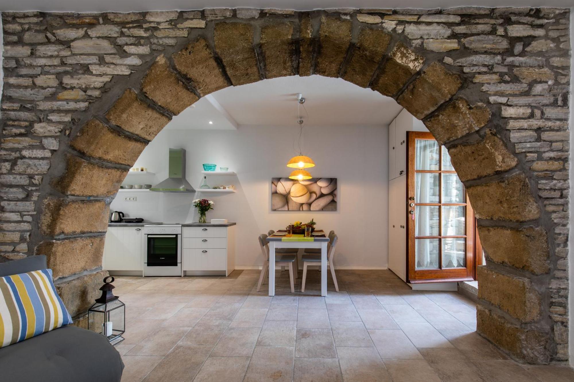 Arco Naxos Luxury Apartments Naxos City Bagian luar foto